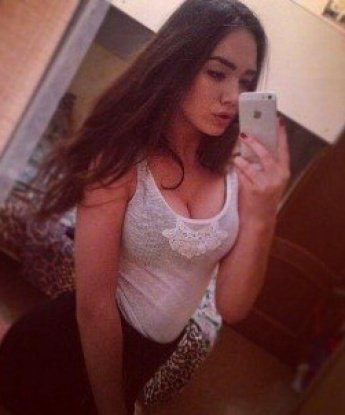 Я креативная и нежная, готовая исполнить все твои фантазии. Отвлекись от рутины и погрузись в мир наслаждения вместе со мной. В Москве я воплощаю твои самые сокровенные желания. У меня широкий спектр услуг, от классики до экстрима. Я готова позаботиться о твоем удовольствии и сделать наше свидание незабываемым. Обещаю, что останешься доволен и вернешься к нам снова.✨💋🌹 10874, 26 лет